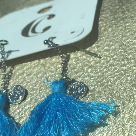 NWT Charming Charlie Tassel Earrings - Picture 6 of 8